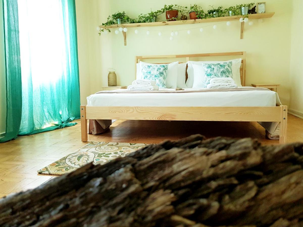 Green Element Guesthouse Costa de Caparica Exterior foto